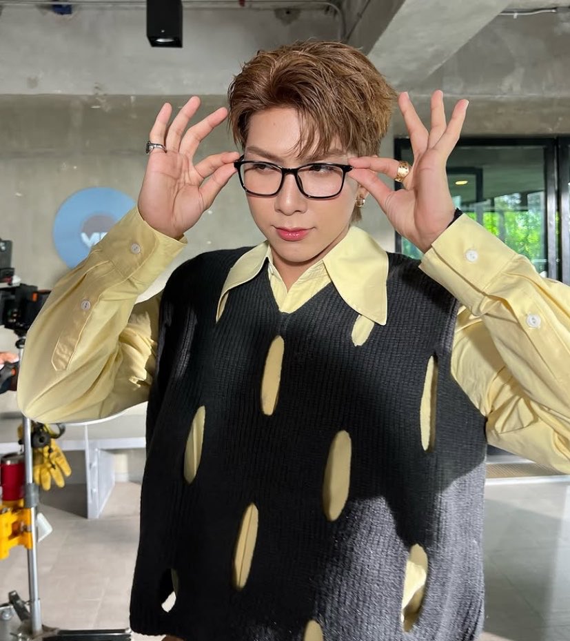 tonperthwboo tweet media