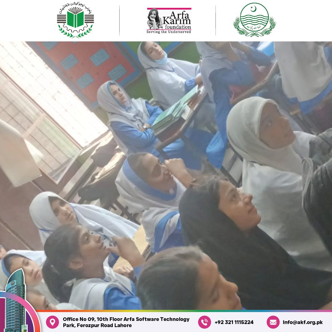 Arfakarim_fdn's tweet image. Digital Literacy Program | Powered by Arfa Karim Foundation

An inspiring Digital Literacy session successfully conducted at Aabroo Welfare High School (for Girls), empowering young students with essential digital skills.

#ArfaKarimFoundation #DigitalLiteracy #GirlsInTech