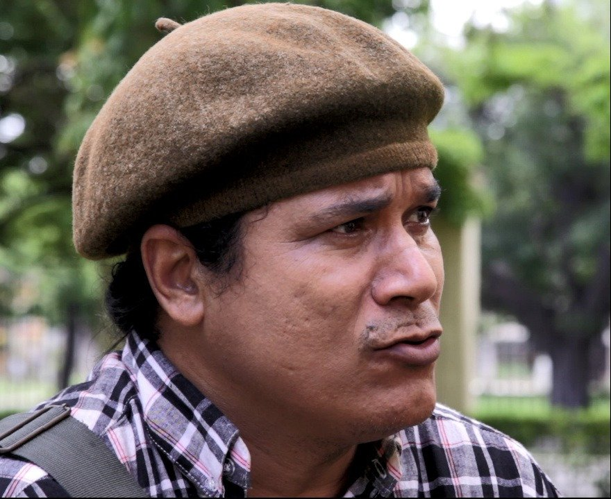 JuventudRebelde's tweet photo. #Cuba🇨🇺 🎭 | Con mucho #HumorEnSerio, Onelio Escalona recuerda sus inicios con el dúo Caricare y el impulso del Centro Promotor del Humor e insistió en rescatar la fuerza creativa de los años ´90

Los detalles en #LosRegañones ⬇️
👉 https://t.co/ckXyfdRFd1 https://t.co/z1ZOL8INx9