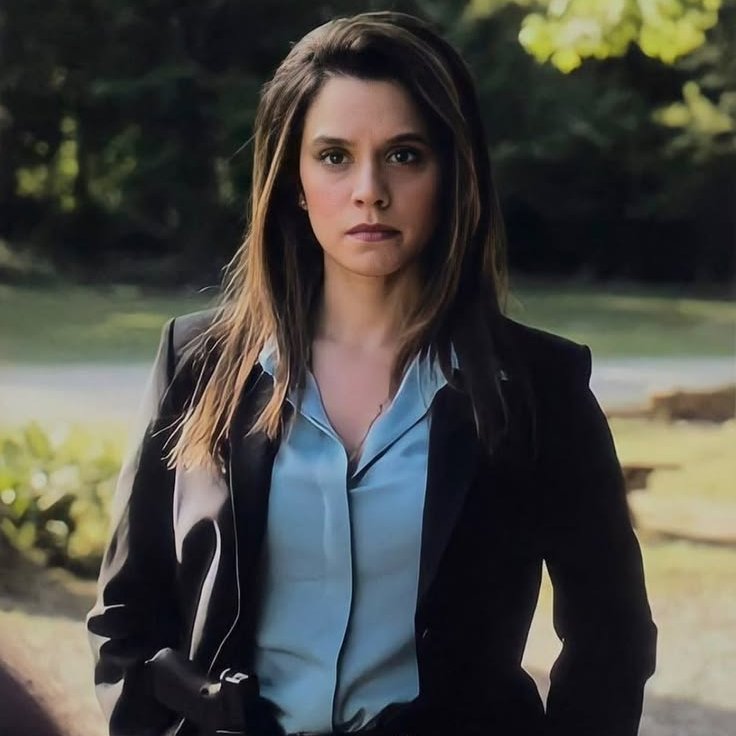 huckleaddict's tweet photo. FBI criminal behaviour analyst baran and emotionally complex criminal trinity she's trying to get the truth from #barantos https://t.co/JFs6tJXZaa