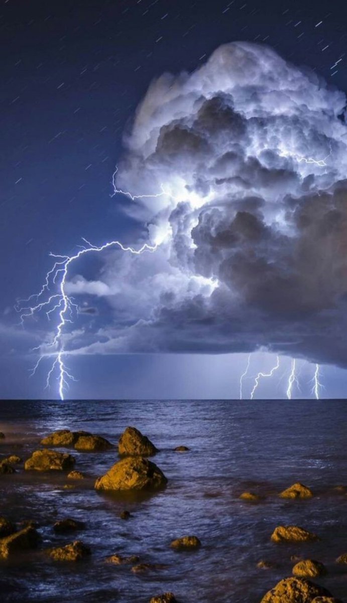 Miep51082958's tweet image. #Lightning  #ForcesOfNature