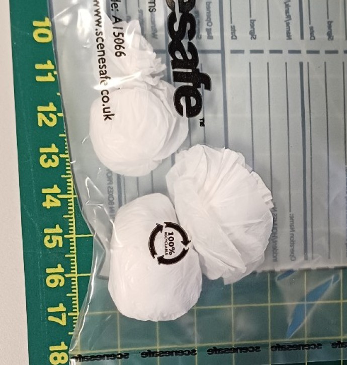 MerseyPolice's tweet image. Matrix officers seized suspected Class A and B drugs, cash and offensive weapons during searches in the #Liverpool area last night, Thursday 23 April.

At around 7pm officers on patrol spotted a male leaving an address in #Toxteth before going to a car where he was seen acting