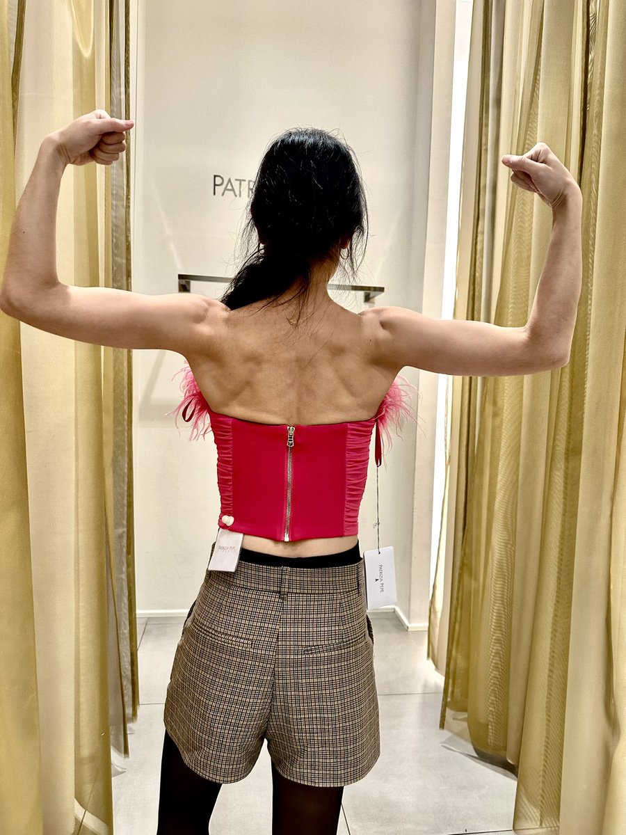 Nominique tweet media