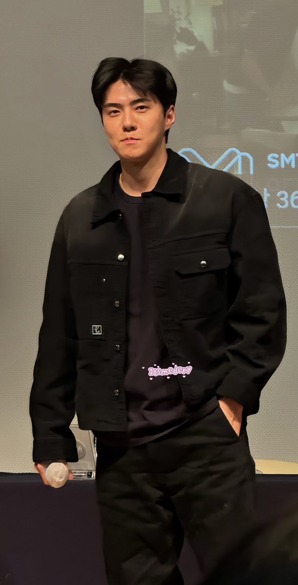 𝜗𝓐𝓥𝓐𝜚 tweet media