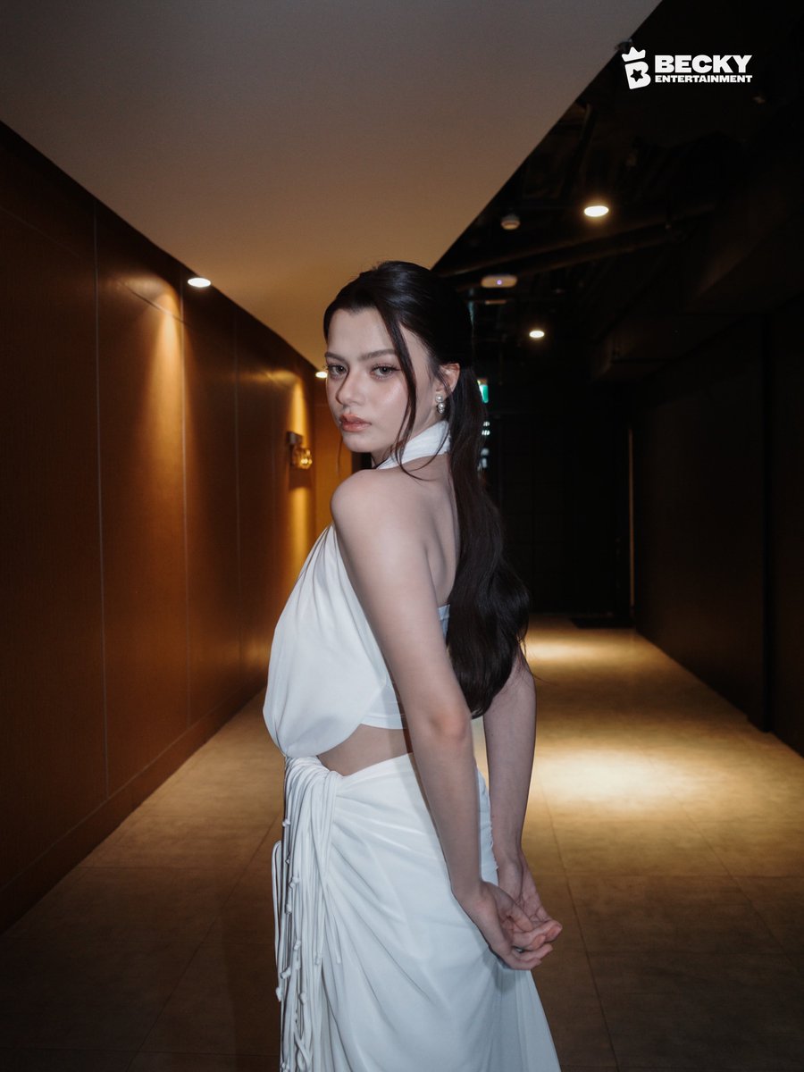 Becky Entertainment tweet media