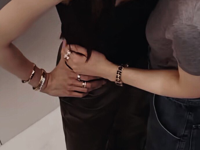 ท่านมิอู้ด🐽 tweet media