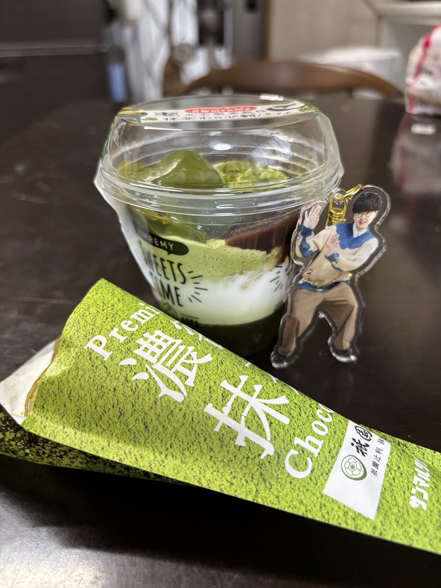 イクコ tweet media
