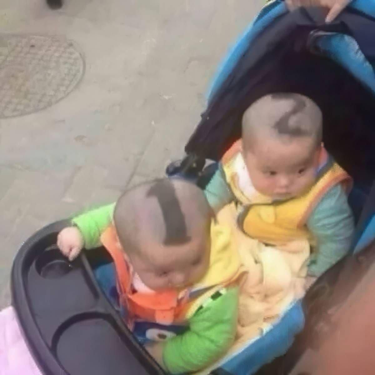 NO CONTEXT HUMANS tweet media