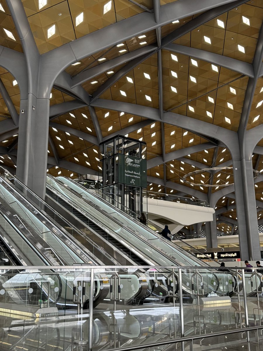 【🪞سِ ــينْ ||• • 】 tweet media