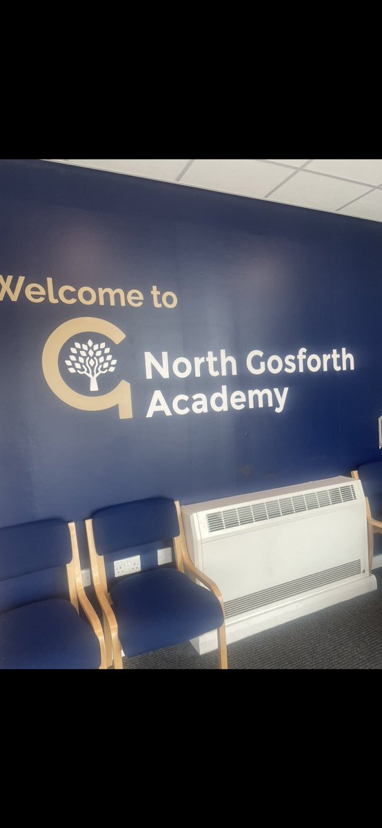 paulhannaford's tweet image. Job done 👍🏻 north gosforth today small school big ❤️ great pull up sign in reception! Accountability = students wellbeing integrity = students wellbeing &amp;amp; most importantly Selflessness egos to 1 side = students 👫 wellbeing 😊👍🏻 reducing drugs crime &amp;amp; violence 🔪💉👊🏻 #WECARE 🙏🏻