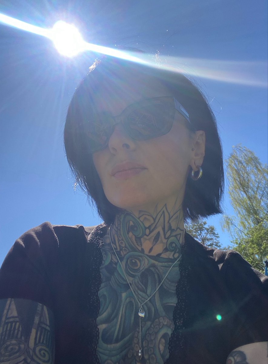 M. Sinclair tweet media