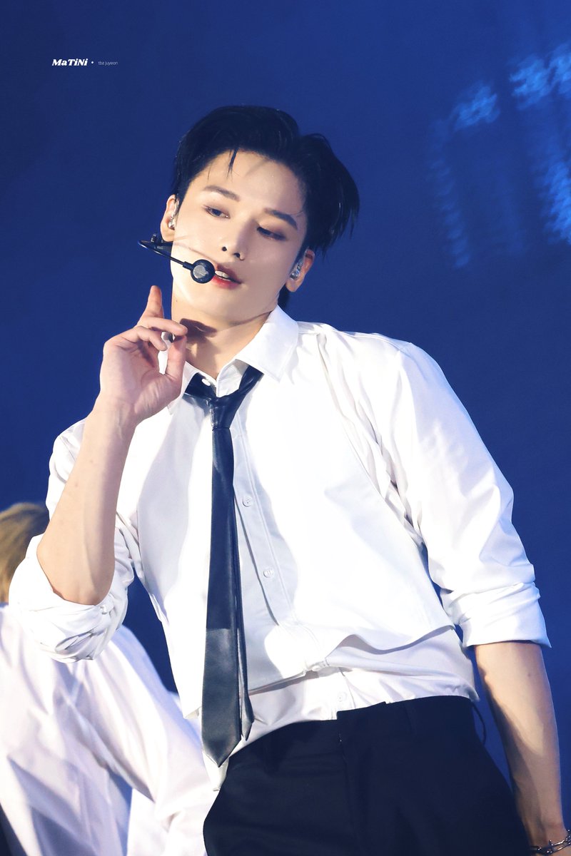 ᴍᴀᴛɪɴɪ tweet media