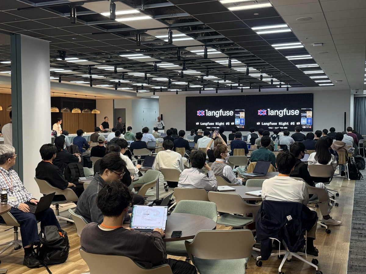 ClickHouse Japan tweet media