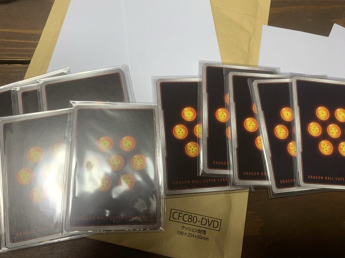 こたつ tweet media