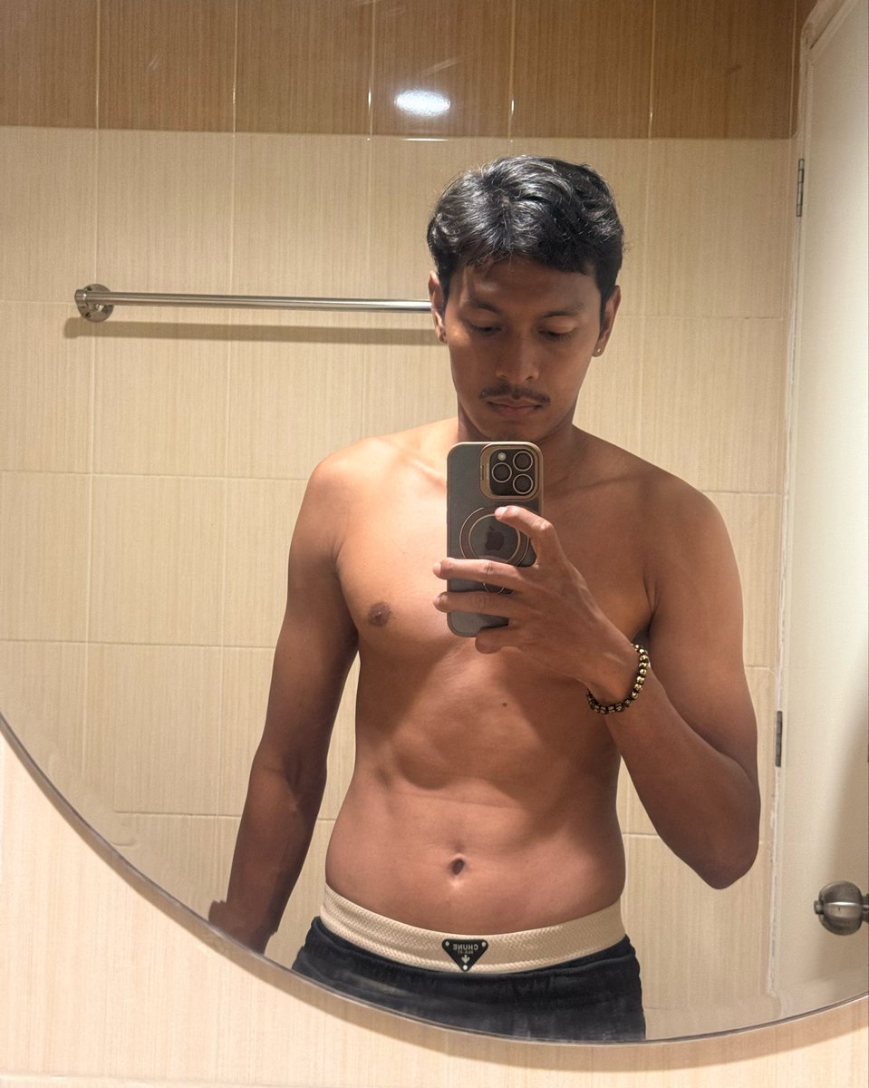 Suttipong🤍 tweet media