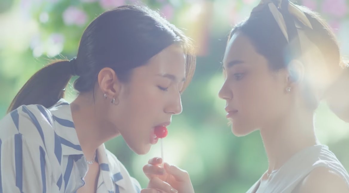 Lesbocine tweet media