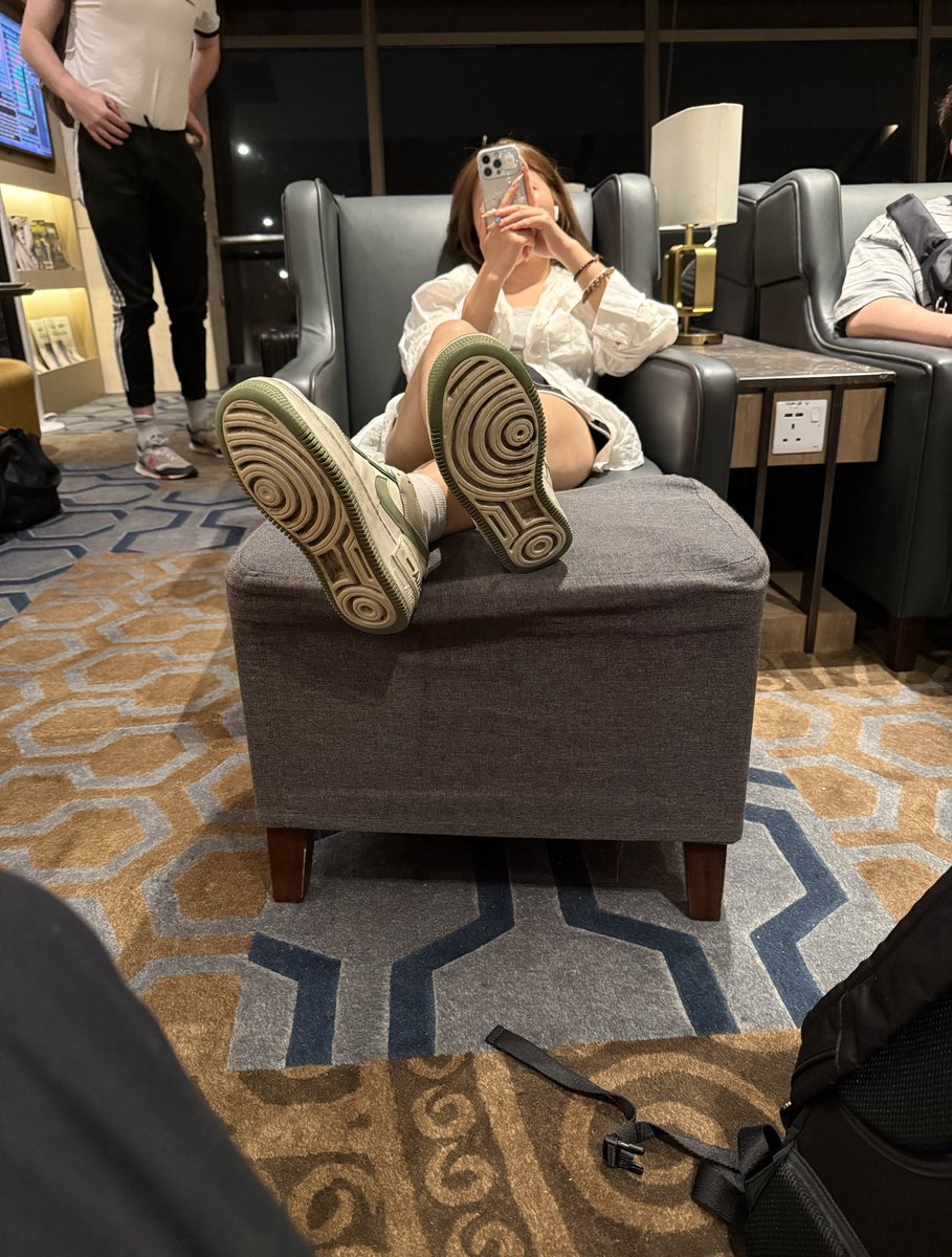 ５億円無職の日常。 tweet media