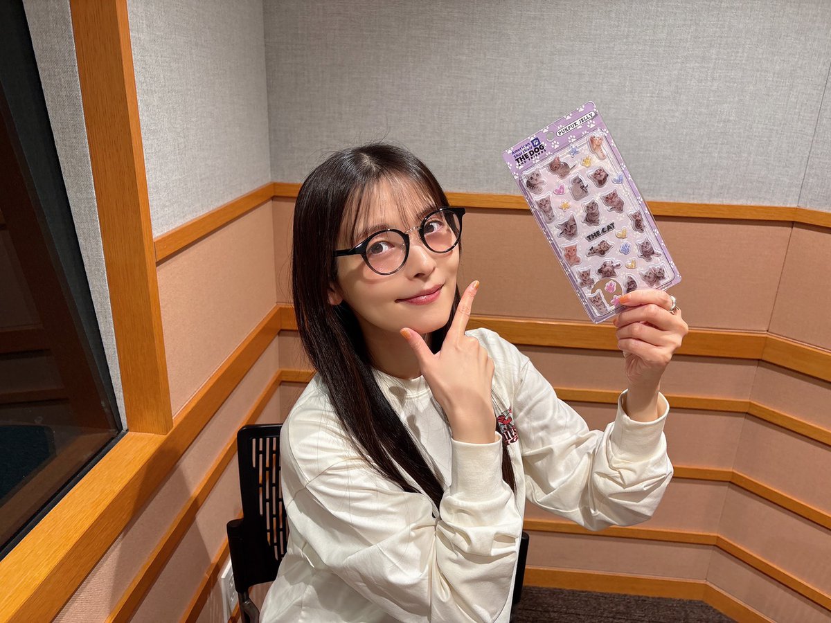 donaberadio's tweet image. 『#上坂すみれ の土曜闇鍋劇場』🥘

今週もありがとうございました✨

#土ナベ 〆のアフタートーク
最新回もアップ🐈
jfn-pods.com/program/300010…

感想&amp;amp;メッセージもお待ちしています📩
👉donabe@interfm.jp

#radiko で聴く📻
radiko.jp/share/?sid=INT…

#interfm #すみぺ