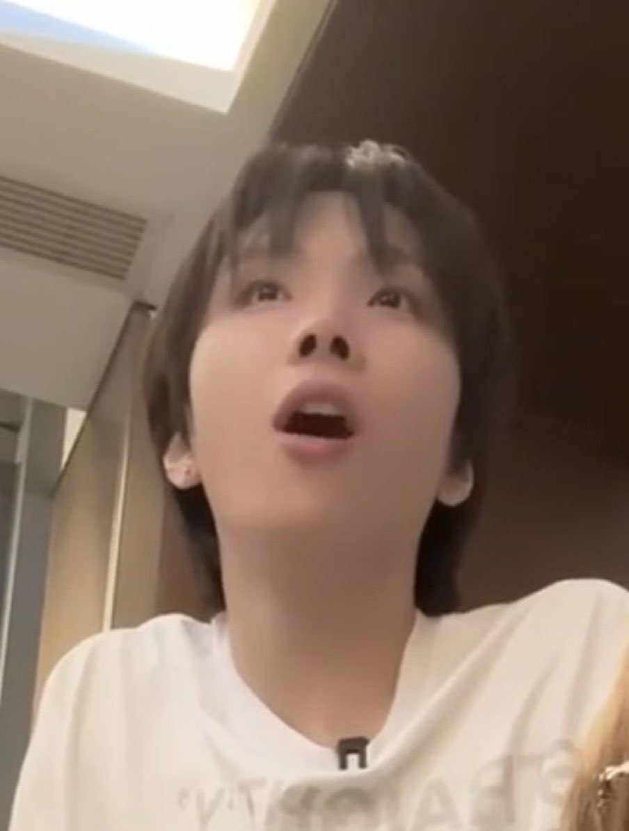 𝗓 𐰁 .. tweet media