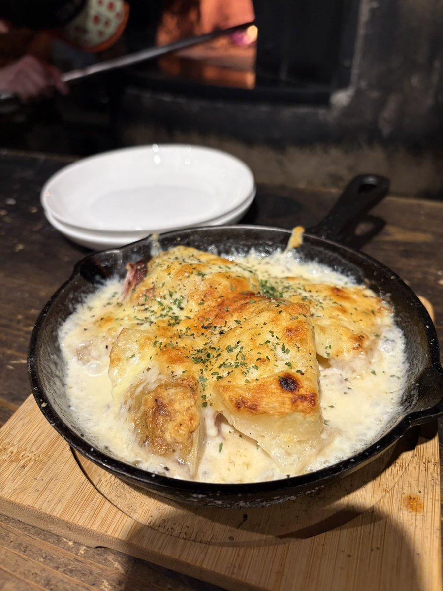 ニセフィーネ tweet media