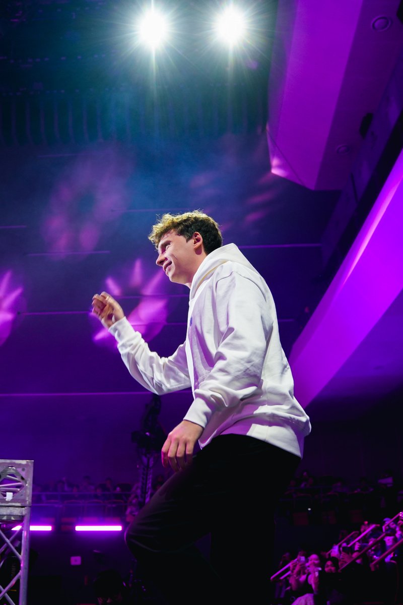 vctpacific's tweet image. The Jett main was unstoppable on Split 💨

21/7/5 | 345 ACS