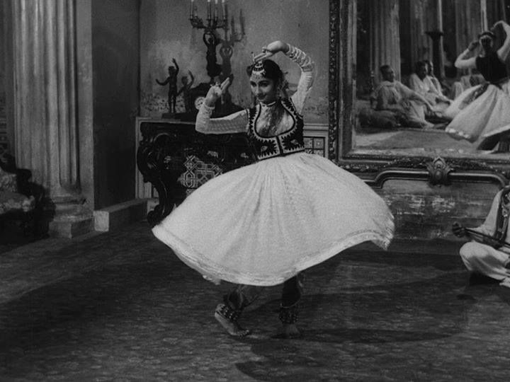 neon noir tweet media