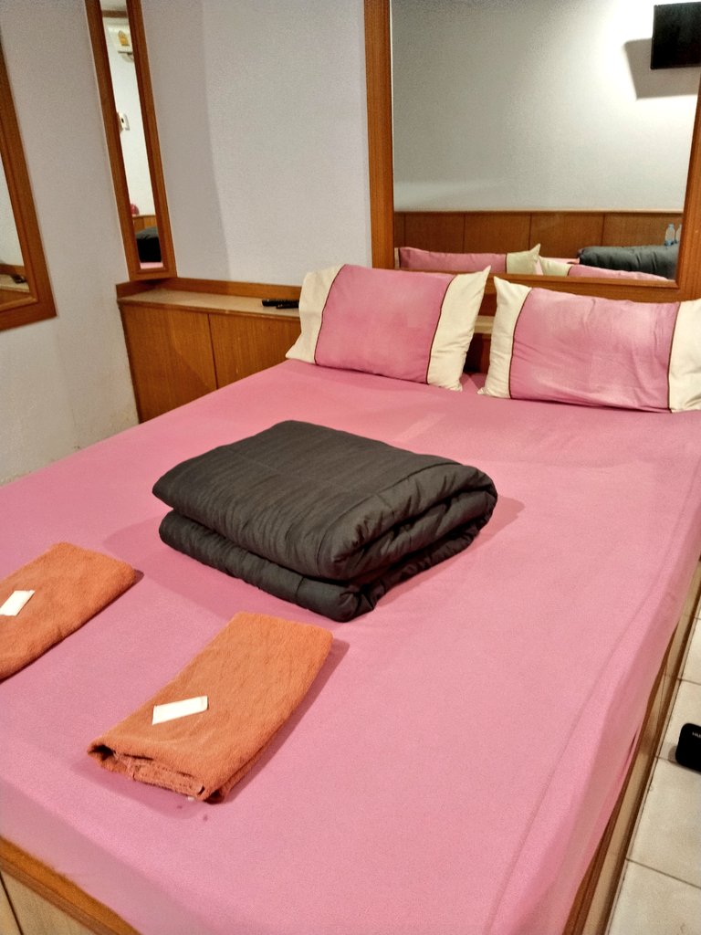 น้องแนน ปราณบุรี tweet media