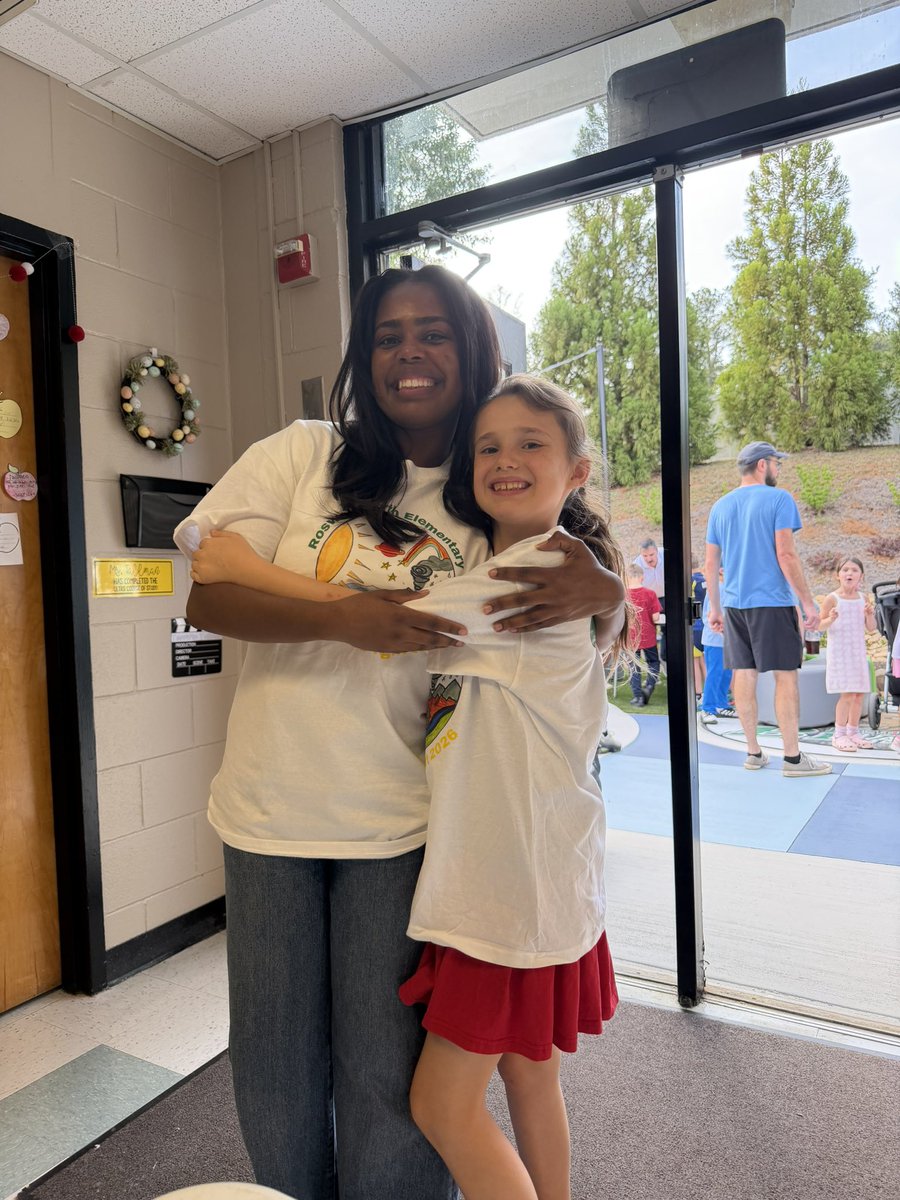 Mrs. Badal tweet media