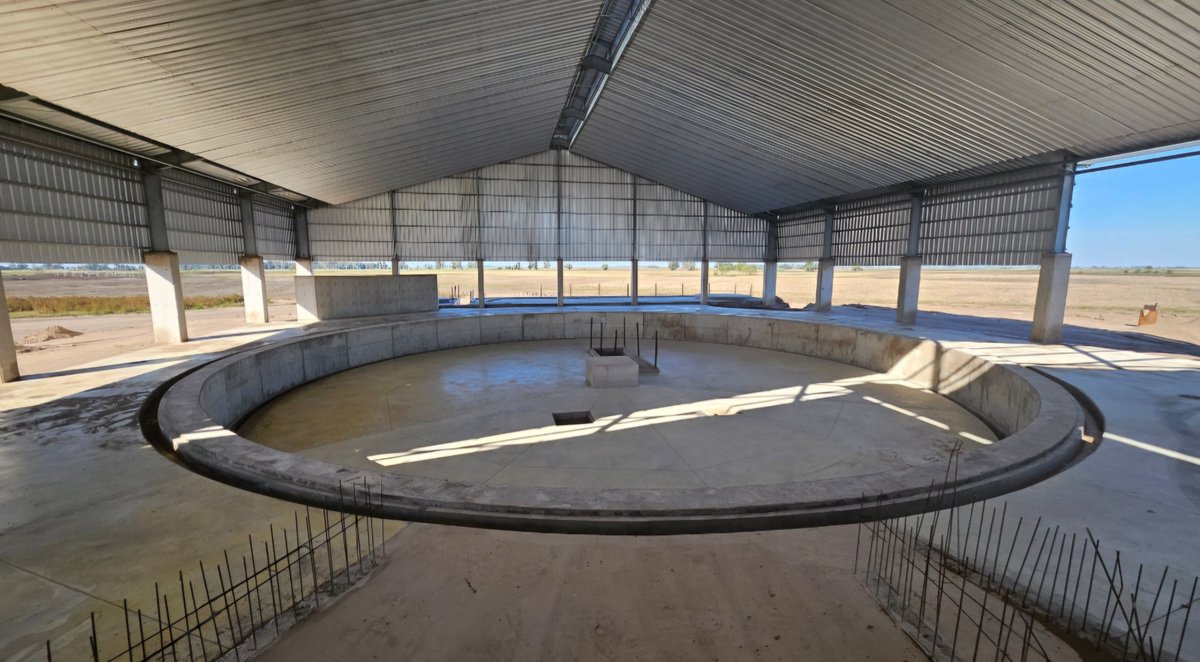 tgortari's tweet photo. Que esta pasando?
En los últimos 10 dias tuvimos 4 visitas y reuniones de posibles inversores (2 de ellos ya confirmados) donde la frase              " queremos invertir en economía real " fue factor común.
Se acabó la "timba"? O que ? https://t.co/rO1bkNL1jd