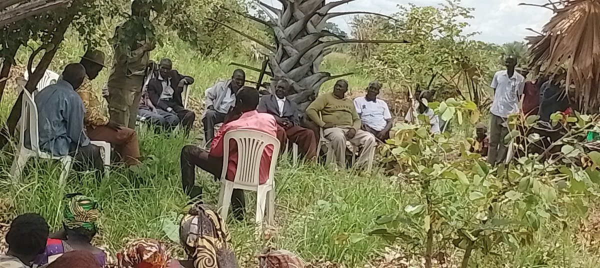 CosmssO's tweet image. Boundary opening following court ruling.
Function at Pawel Angany in Patiko sub county, Gulu district.
#peaceful environment#
_Gulu DRDC Cosmas Okidi_ @GovUganda @kirunda_faruk @HellenSeku