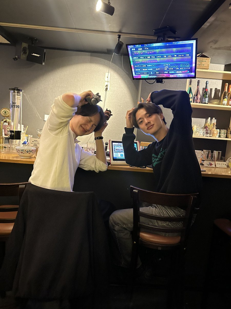 me🍑🍻 tweet media