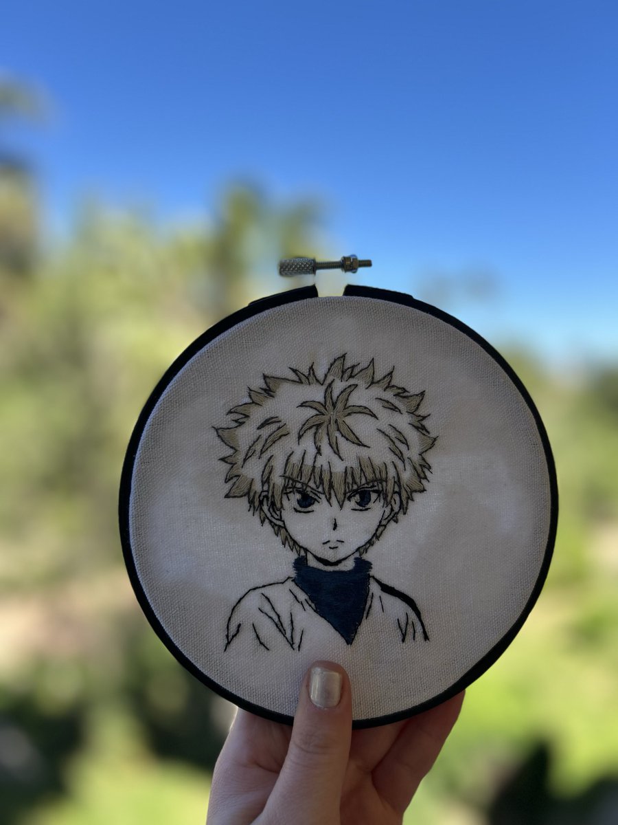 Quiero mejorar y aprender nuevas puntadas.
Me siento feliz cuando hago estas creaciones a mano.
El año pasado apenas pude bordar y quiero retomarlo.