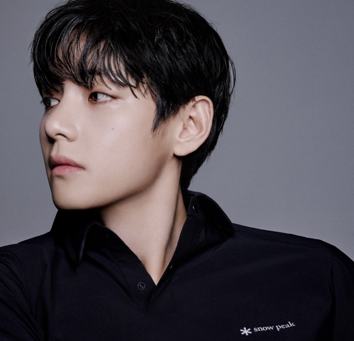 BTS V THAILAND tweet media