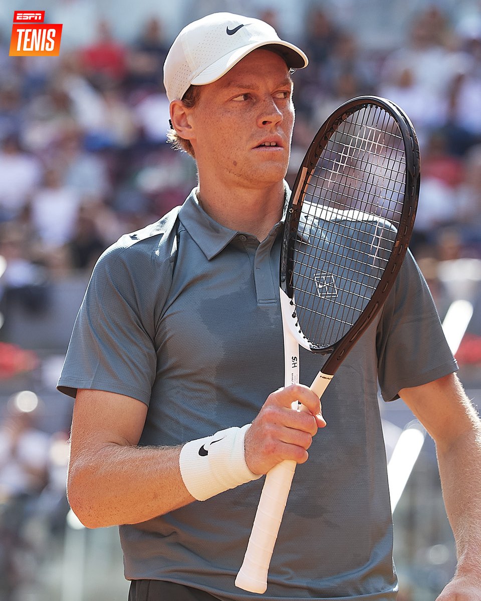 ESPNtenis's tweet image. TENISTAS CON MÁS TRIUNFOS CONSECUTIVOS EN MASTERS 1000:

🐐 Novak Djokovic - 31
🇨🇭 Roger Federer - 29
🇪🇸 Rafael Nadal - 23
🇮🇹 JANNIK SINNER - 23

#Madrid