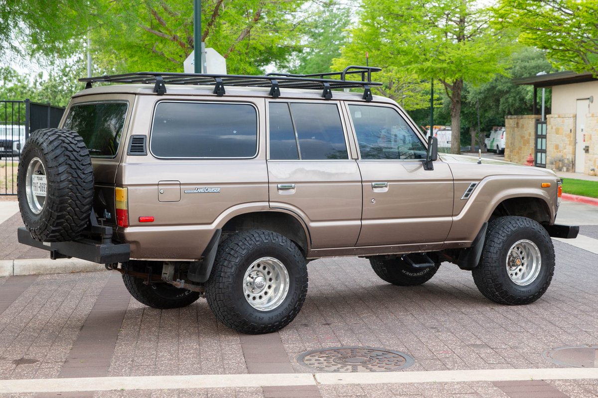 UNICARNS tweet media