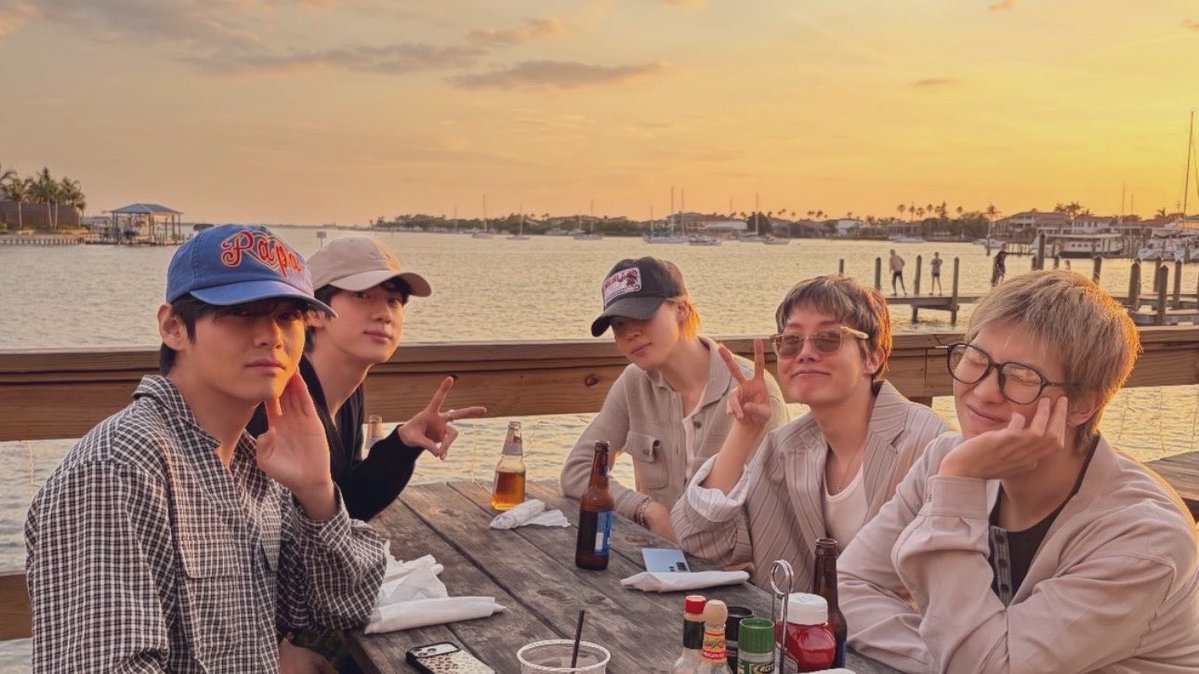 Zari/ VERÉ A BTS 🇵🇪 tweet media