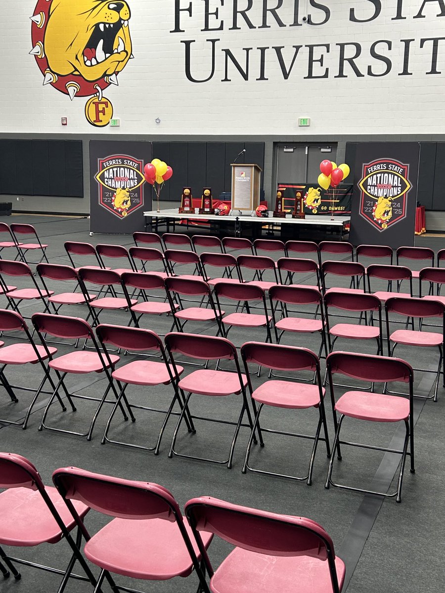 Kurt Faust tweet media