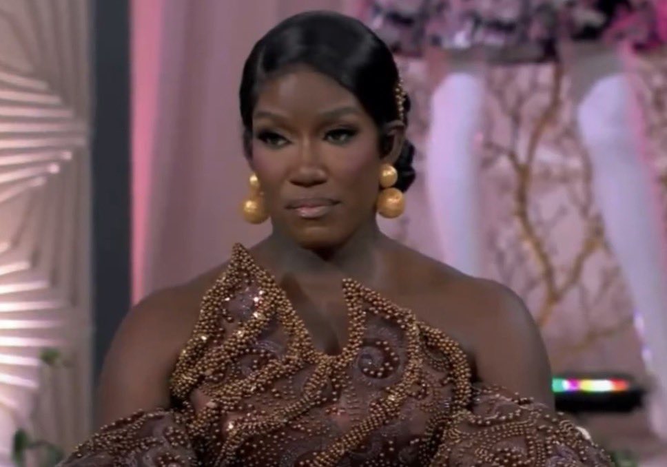 martha sitwell’s bird goggles 🥽 tweet media