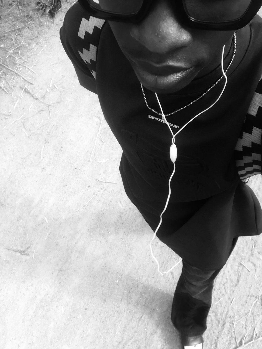 Obahwitdvibe tweet media