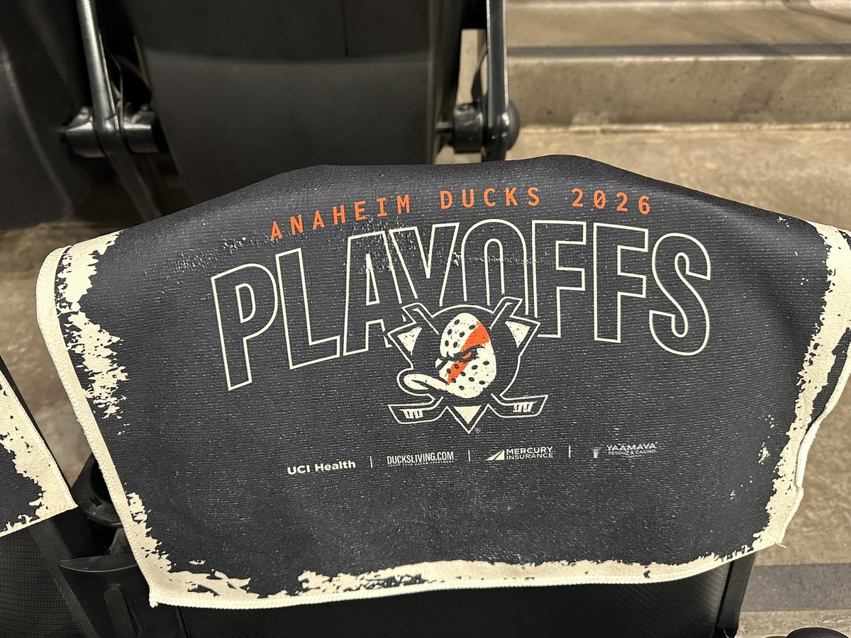 First playoff game in 8 years: ✅
First playoff win in 9 years: ✅
First home game in 8 years: 🔜
We are so back
#FlyTogether