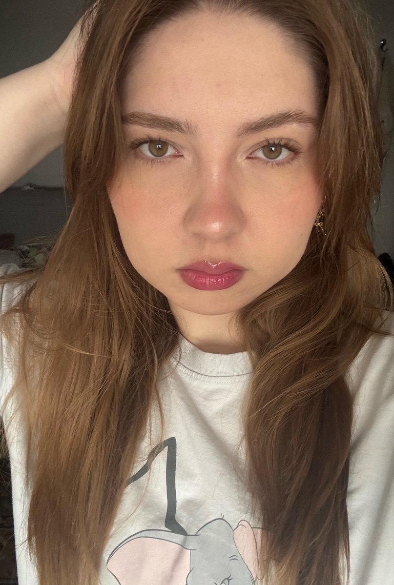 sue🎗️ tweet media