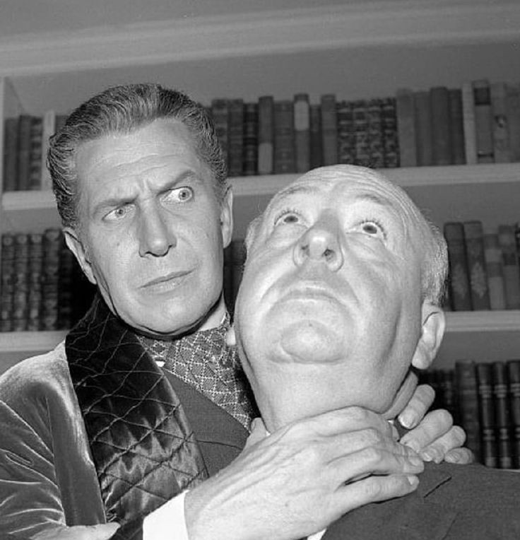 House of Dracula (☥𝐃𝐁) tweet media