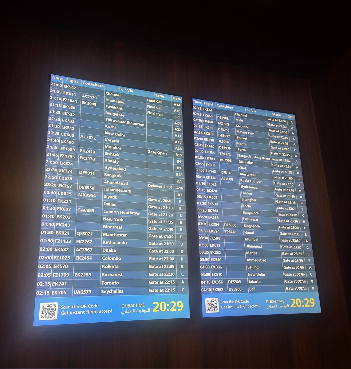 ajayrotti's tweet image. In #Dubai for the first time after the "little excursion" started.  I love this place.   And 2 days here... I am amazed at how the city is. Kudos to @MohamedBinZayed and team. Dubai is high in spirits though not as crowded as always. Delighted to see Terminal 3 of #DXB look like