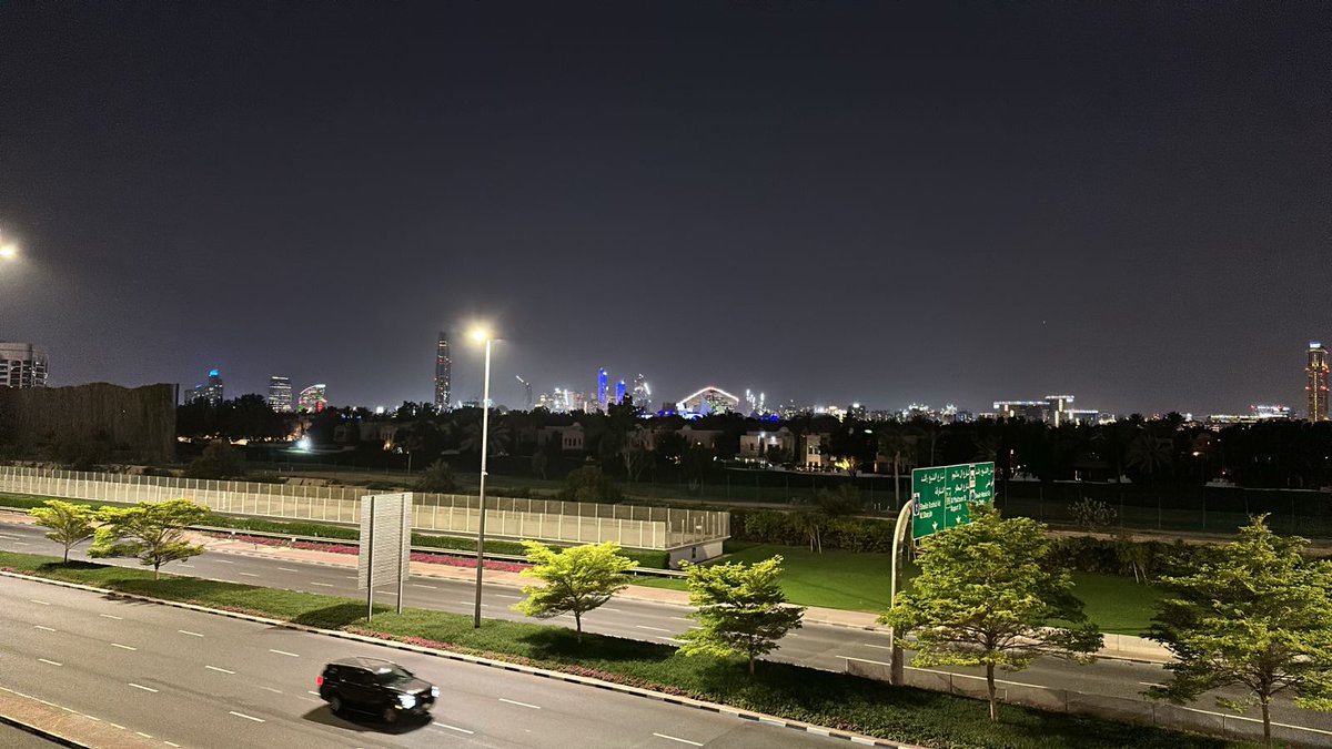 ajayrotti's tweet image. In #Dubai for the first time after the "little excursion" started.  I love this place.   And 2 days here... I am amazed at how the city is. Kudos to @MohamedBinZayed and team. Dubai is high in spirits though not as crowded as always. Delighted to see Terminal 3 of #DXB look like