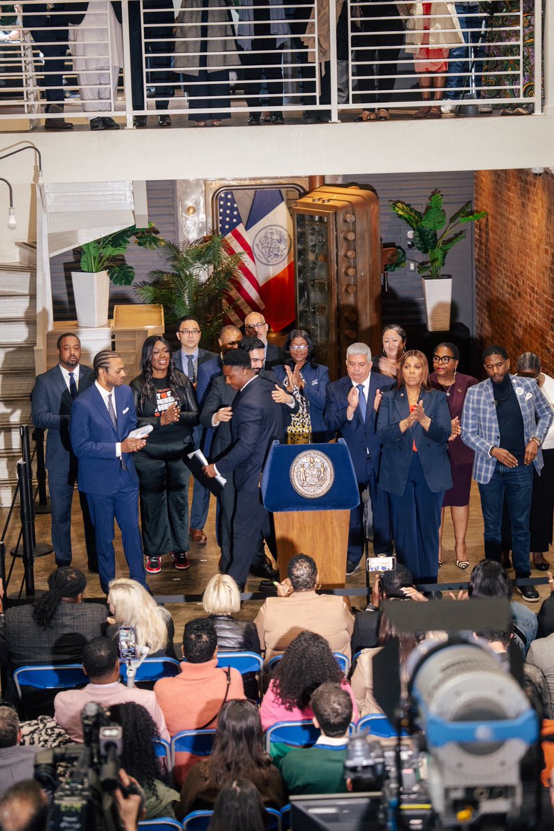 Chi Ossé tweet media