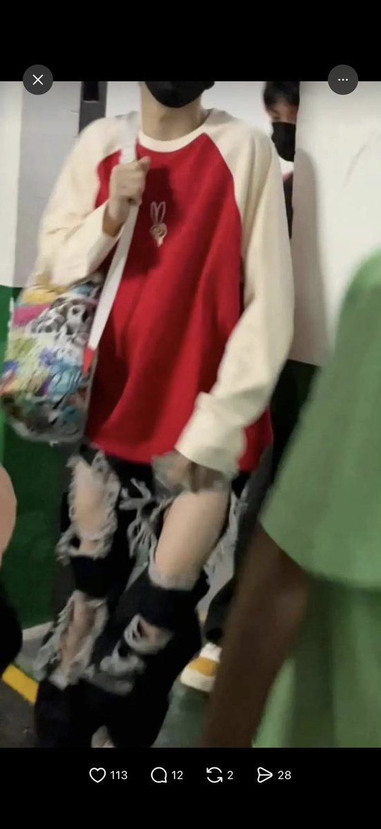 Febandtear tweet media