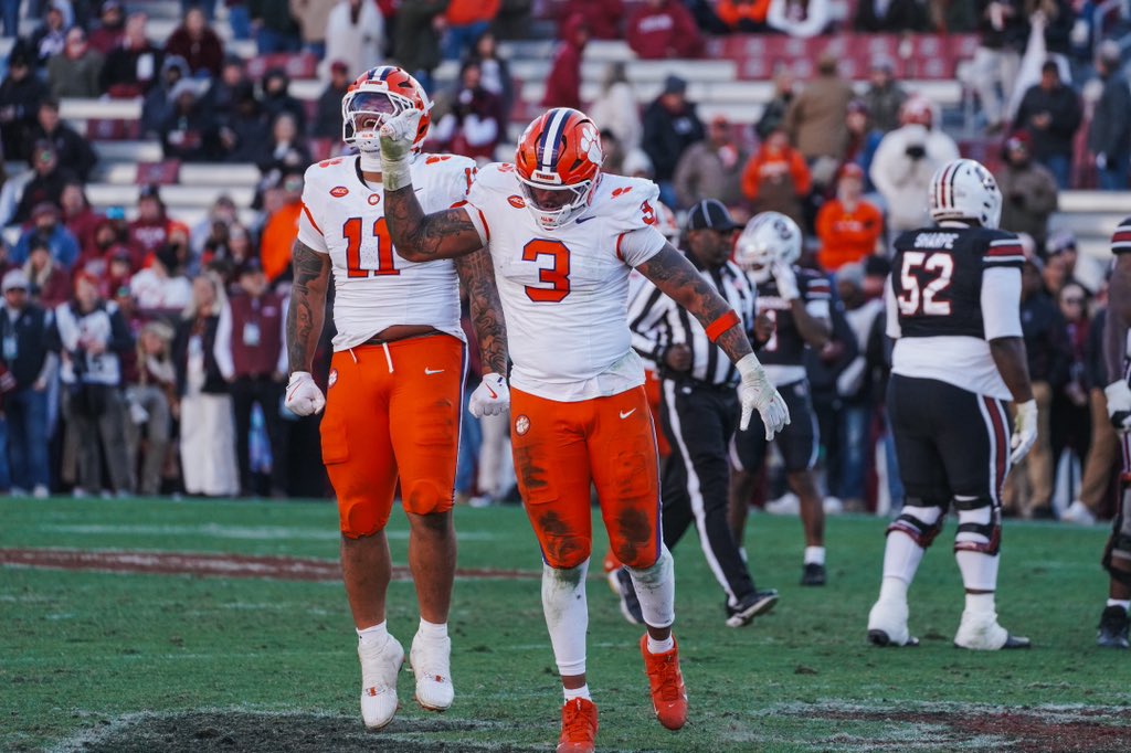 Peter Woods tweet media