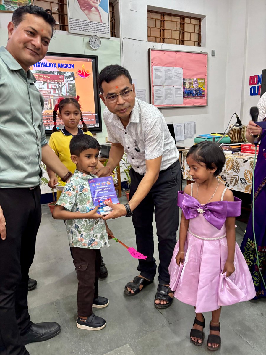 KV_Nagaon's tweet photo. Today A beautiful start to a new journey ✨
Balvatika 3 Orientation Day – welcoming our tiny learners with love, joy, and enthusiasm.
@KV_Nagaon 
@GuwahatiKvs 
@KVS_HQ https://t.co/Q5eiGgfP2H