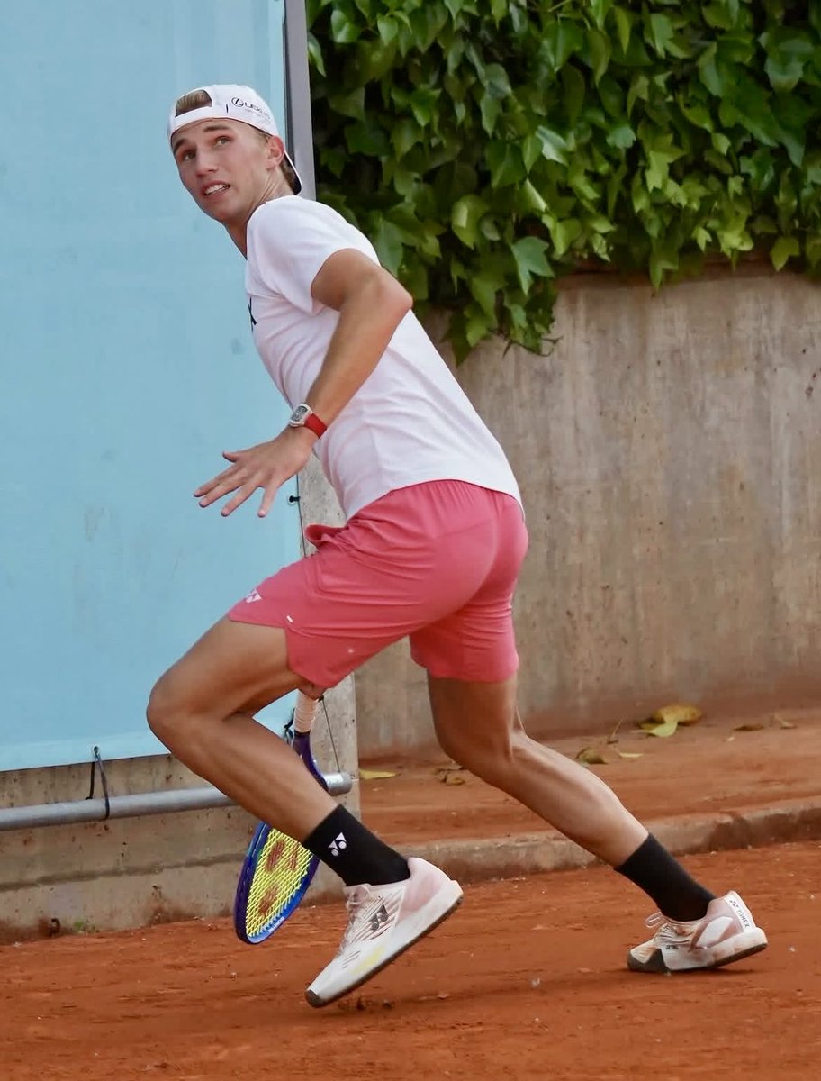 afwu_slm tweet media