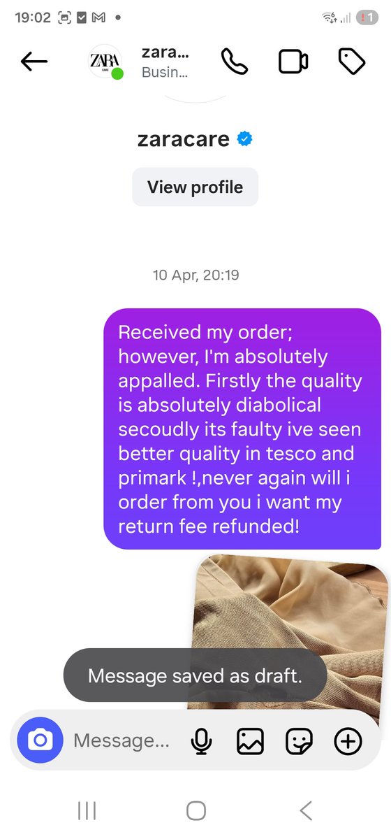 Maria42516250's tweet photo. @ServiceZARA1 I have ! Your selling secound hand clothes to customers! Look at your Instagram page ! You have the cheek to refuse customers money back ! Look at ur Instagram! Im not the only one ! I want my money!you are theives! https://t.co/G9BIWEvPGc